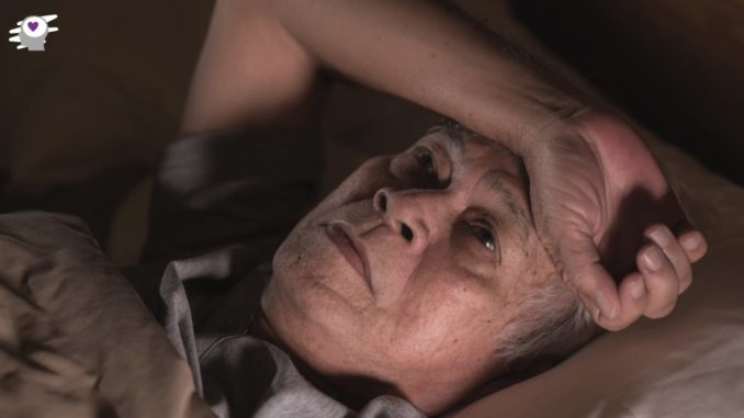 miedo anciano preocupado anciano con miedo