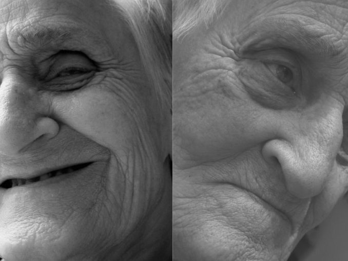 dos emociones de una anciana